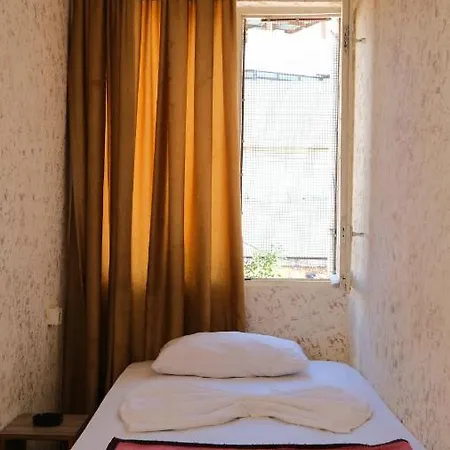 Aziz 2 Hotel