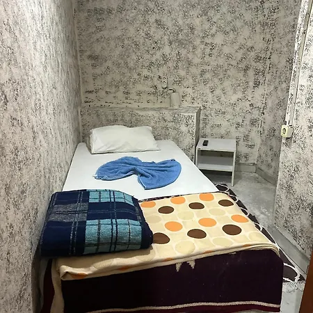 Aziz 2 Hotel
